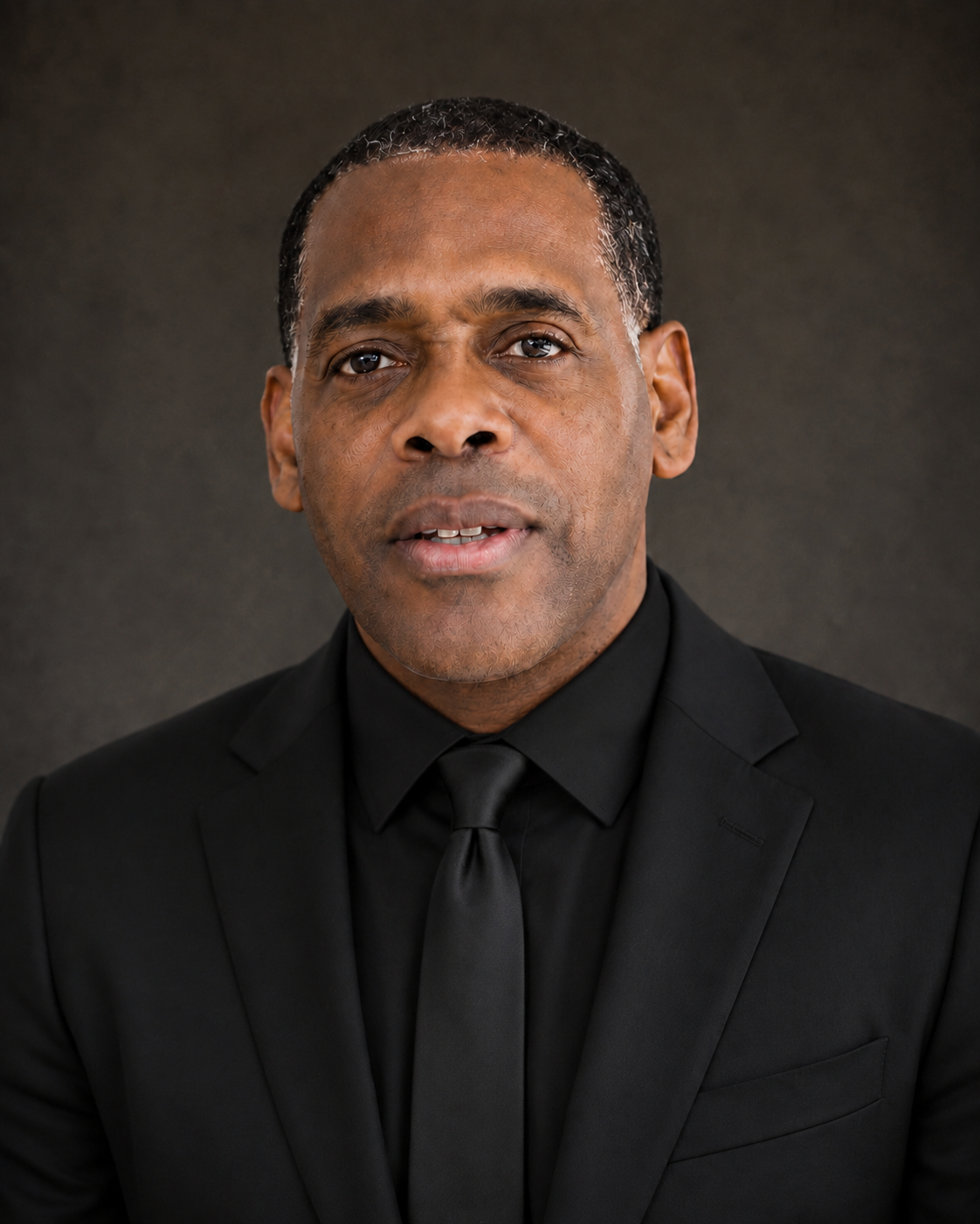 Ulysses Curry, Senior Member